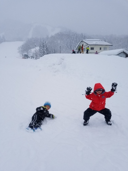 みんなの投稿詳細 子供たちと雪遊び 三川 温泉スキー場 新潟県のスキー場情報サイト 新潟スノーファンクラブ