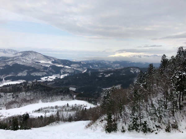 スキー 場 温泉 三川